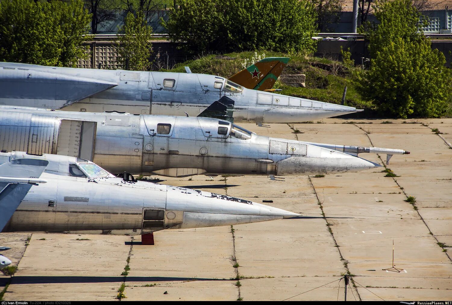 Ту-22м3. Ту-22м сверхзвуковой самолёт. Самолеты Туполева ту 22м3. Ту-22 бомбардировщик.