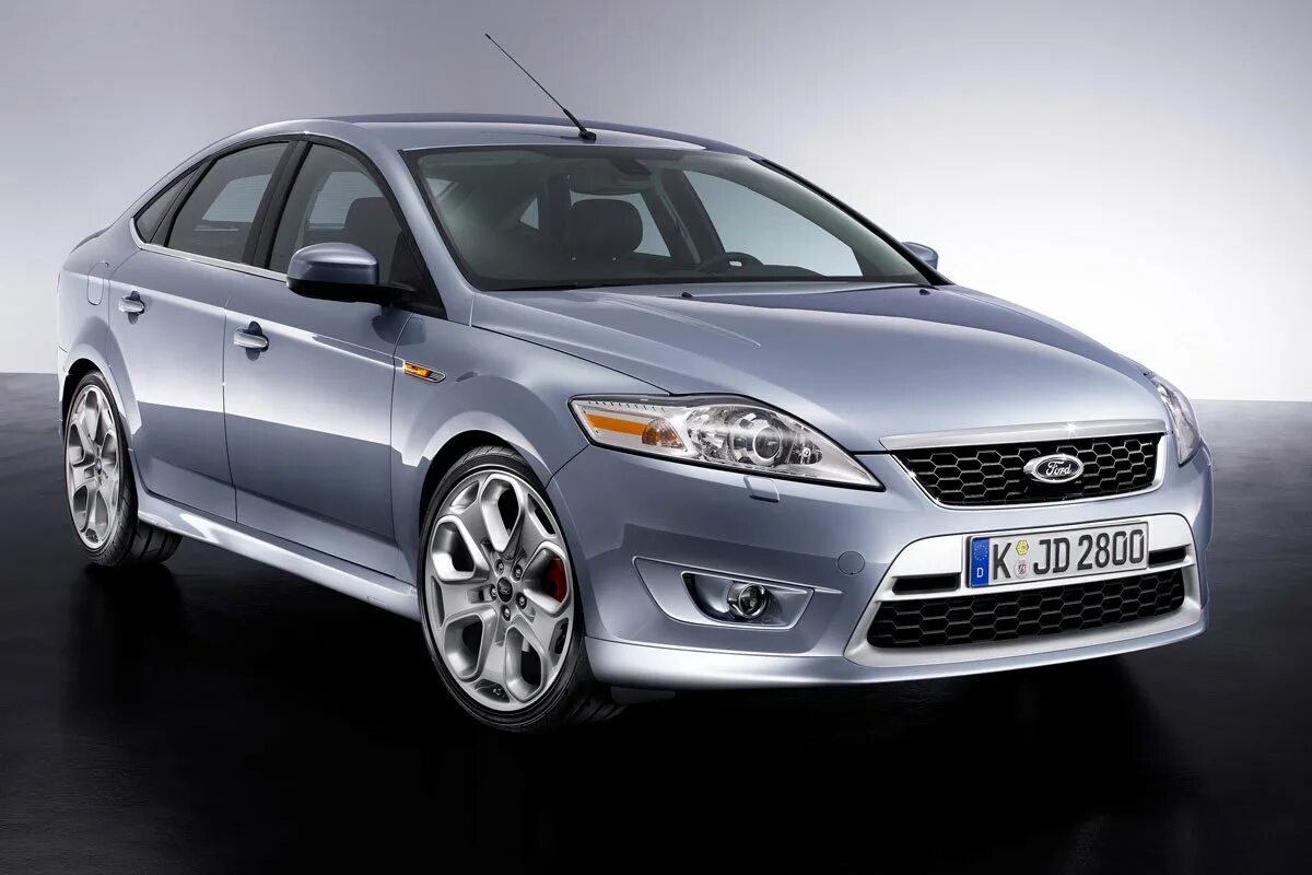 Сколько литров форд мондео. Ford Mondeo 4. Ford Mondeo 4 St. Ford Mondeo 4 дорестайлинг. Форд Мондео 4 спорт.