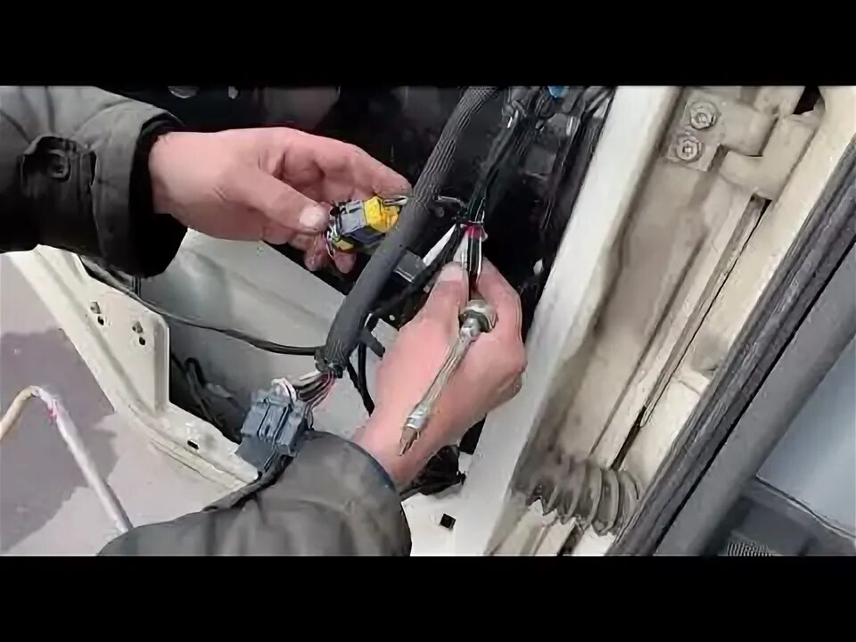 Заклеил двери в камазе. шумка огонь.. - YouTube