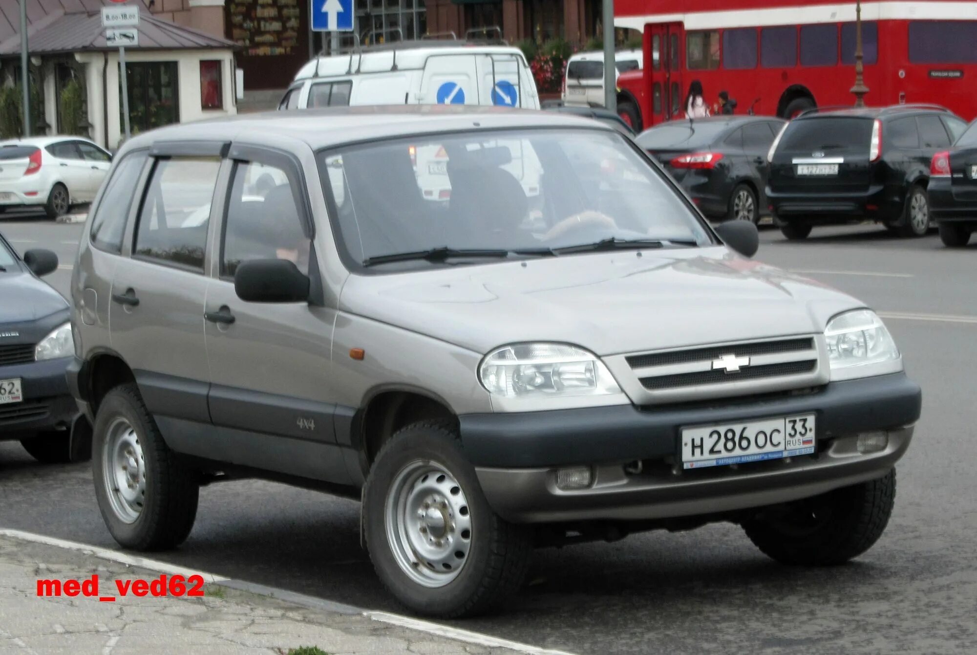 Нива 2123 новая. Chevrolet Niva 2123. Нива Шевроле 2123 серебристая. ВАЗ 2123 Шеви-Нива 200. Нива 2123 1980.