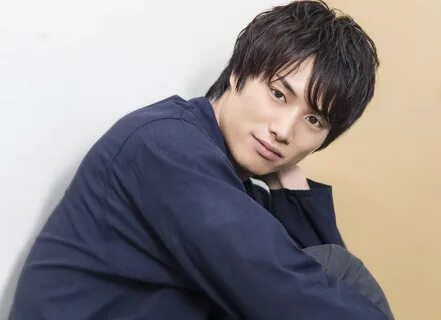 イ ン タ ビ ュ-)あ の"ク ズ 役"で 話 題 の 鈴 木 伸 之.20 代 後 半 は 違 う 顔 で 勝