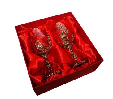 Бокалы в подарочной коробке