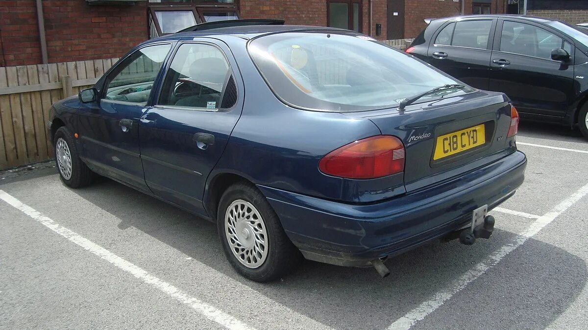Форд мондео 1993 бензин. Ford mondeo 1996. форд мондео 1 1996. ford mondeo 1.8. форд мондео 1996 года.