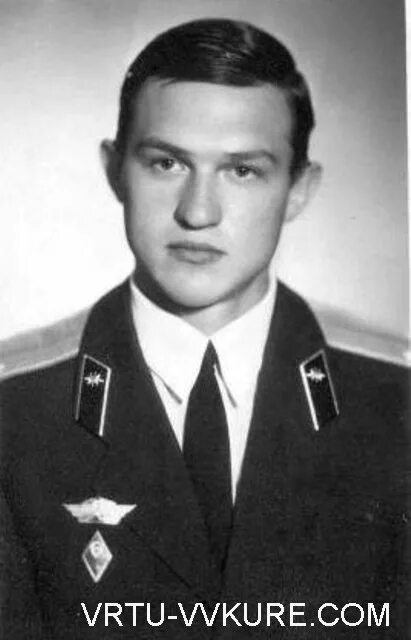 Голик ю. Сергей назаров лейтенант 1975г. Голик ю. Голик юрий владимирович профессор доктор юридических. В.