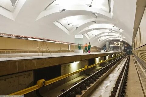 Где находится глыбы в метро