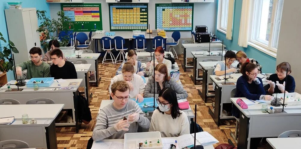 Московский профильный класс. Медицинский профильный класс. Инженерный класс. Медицинский класс в школе. Советник воспитания в школе.