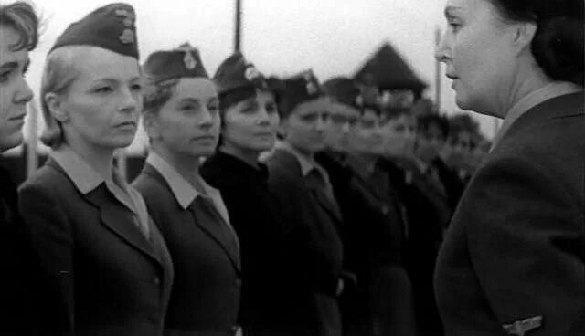 , польша]. Пассажирка 1963. Пассажирка фильм 1963. Пассажирка 1963. Фильм пассажирка польша.