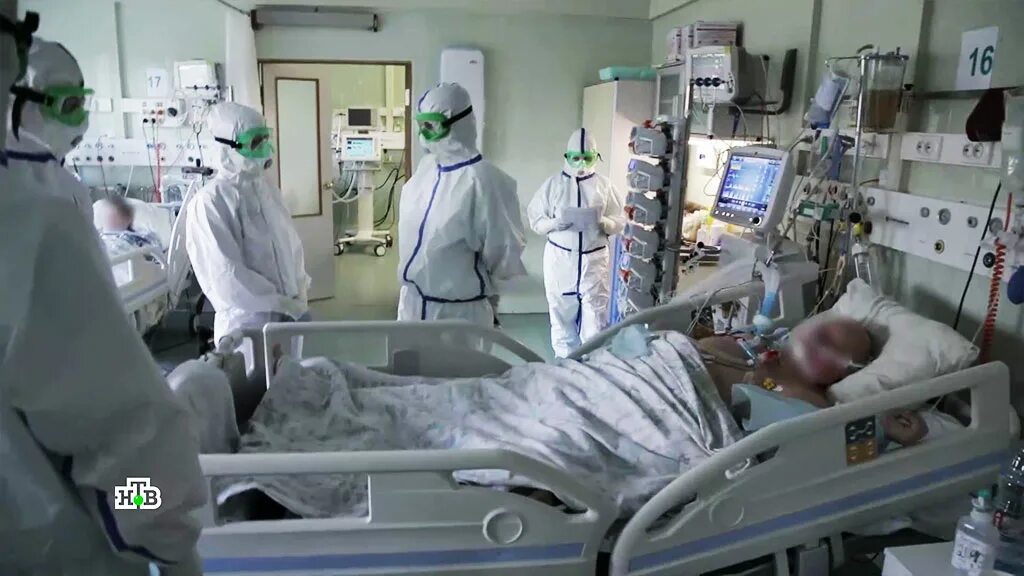 красная зона в больнице реанимация. ковидный госпиталь в омске. военный госпиталь великий новгород. пациенты красной зоны. гкб 71 мясников.