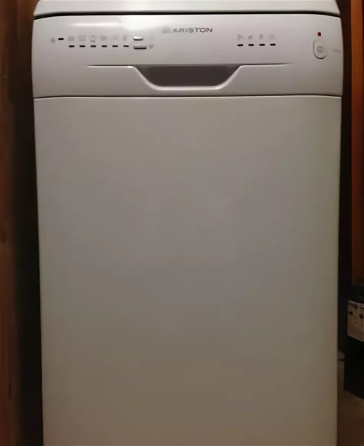 Hotpoint ariston ll40. Посудомоечная аристон ll40 термодатчик. Хотпоинт аристон посудомоечная машина 60. Аристон хотпоинт ll 40. Посудомоечная машина hotpoint-ariston ll 40.