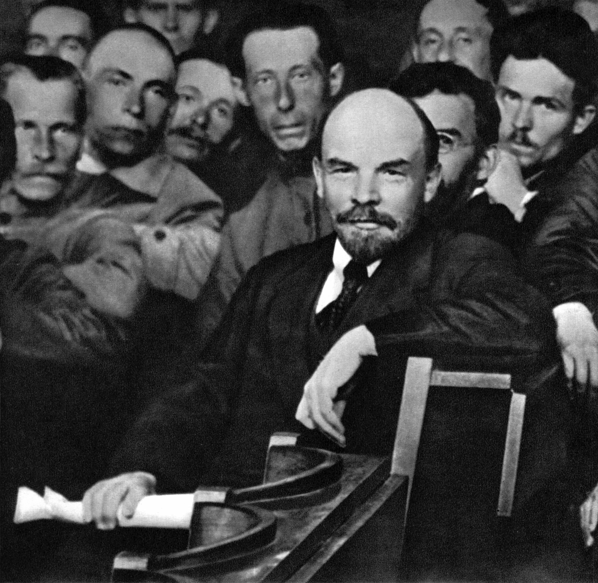 10 съезд ркпб. Ленин 1921. Ленин партия Большевиков в 1917.