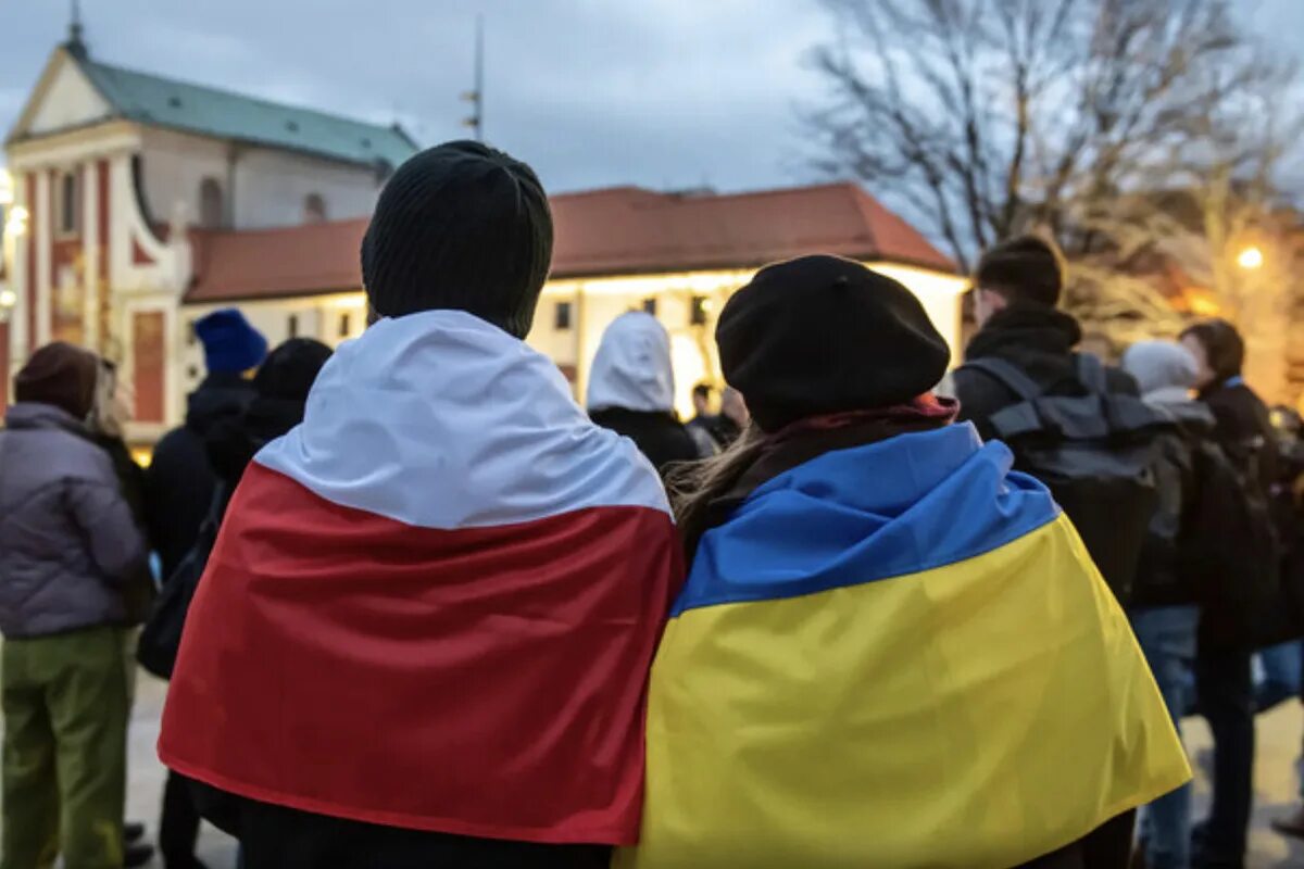 Украинские беженцы в Польше. Украинцы фото. Жители Западной Украины. Польша и Украина. Украинцев конец