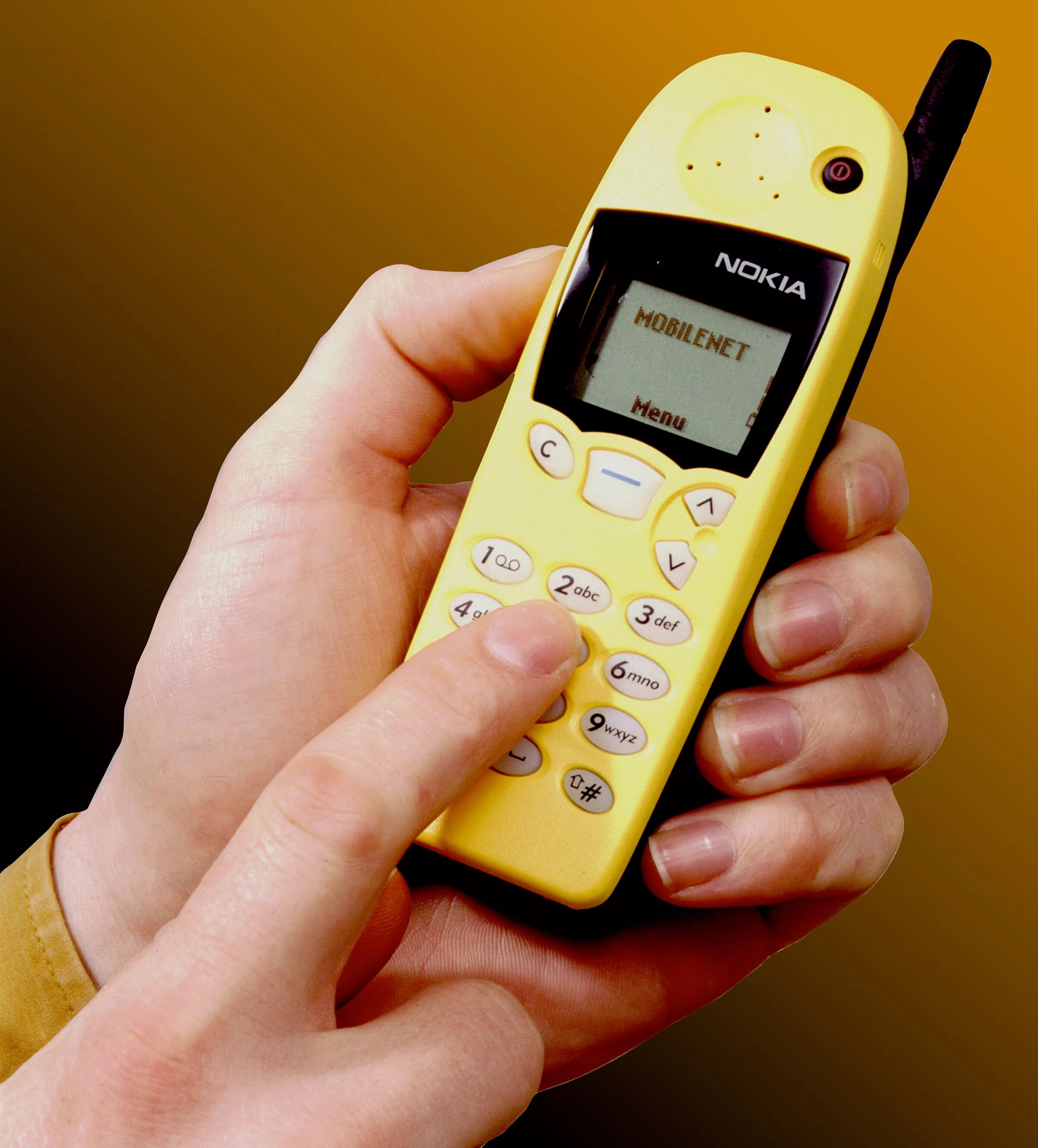 Nokia 5110. Nokia 5110 (1998 год). 1 Сотовый нокия. Nokia 5110 желтый. 1 телефоны нокиа