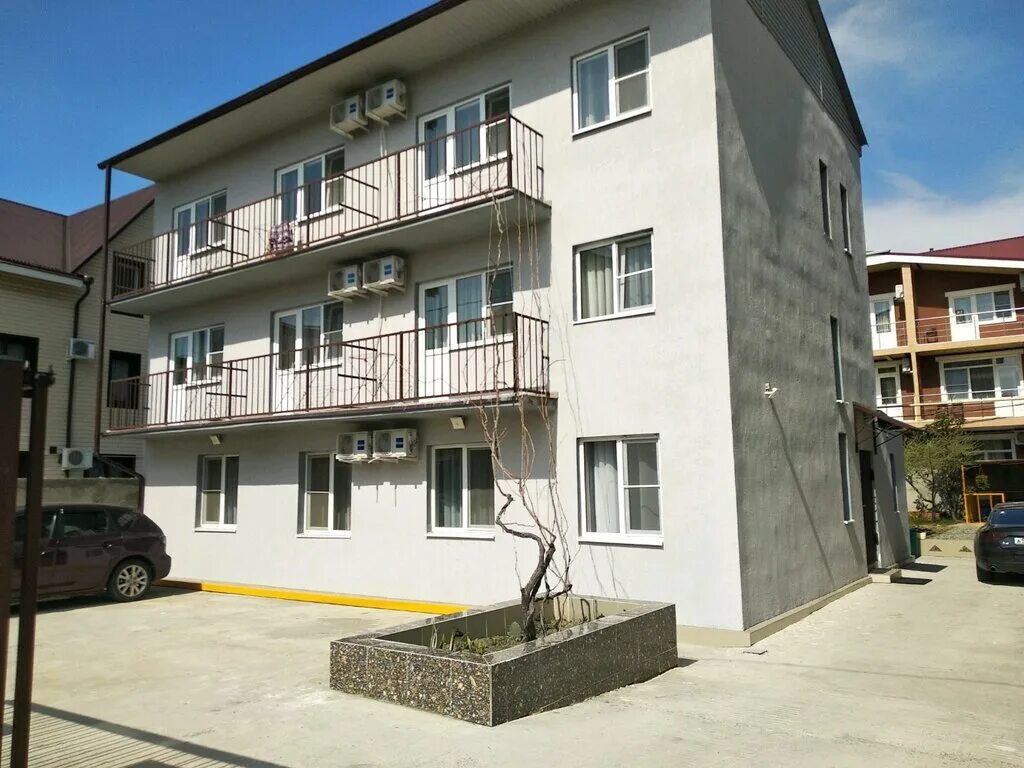 Тростниковая 35 сочи. Тростниковая 35 адлер. Тростниковая, 35. Улица тростниковая. Посёлок сириус адлер камышовая 5.