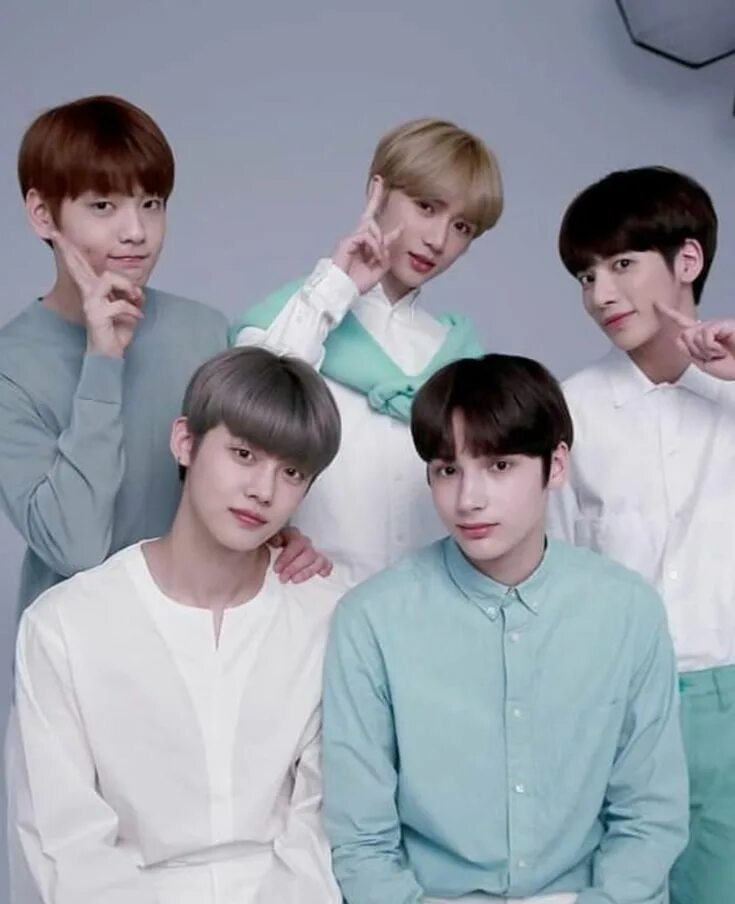 Txt что это. Txt формат файла. Txt что это. Txt что это. Txt kpop группа.
