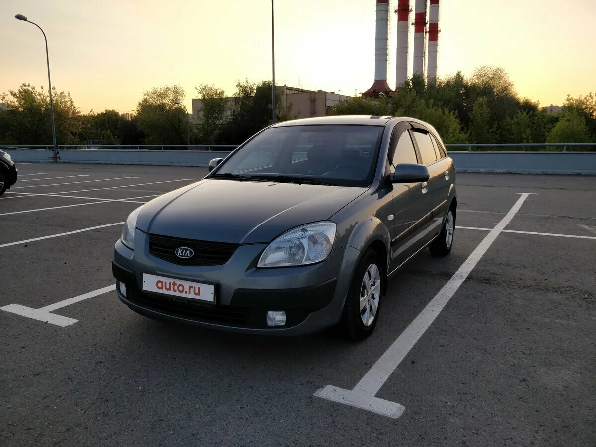 Купить киа рио 2009. Kia Rio 2009. Kia Rio 2009 1.4. Kia Rio 2 2009. Kia Rio 2009 серый хэтчбек.