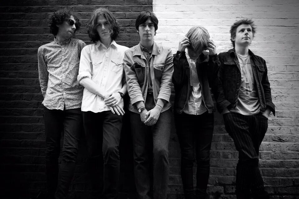 Постпанк это. Пост панк атмосфера. Пост панк жанр. Пост панк арт. Пост панк арт.