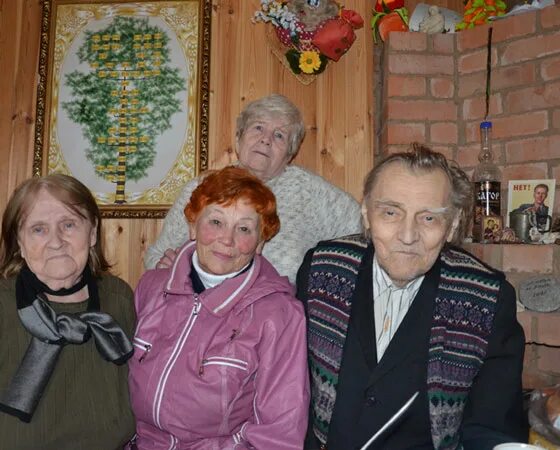 захарову ю н