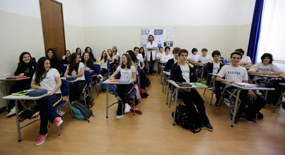 школа 2075 щапово. школа номер 34 томск. как выглядит средняя школа. как выглядит средняя школа. средняя школа № 5 в твери.