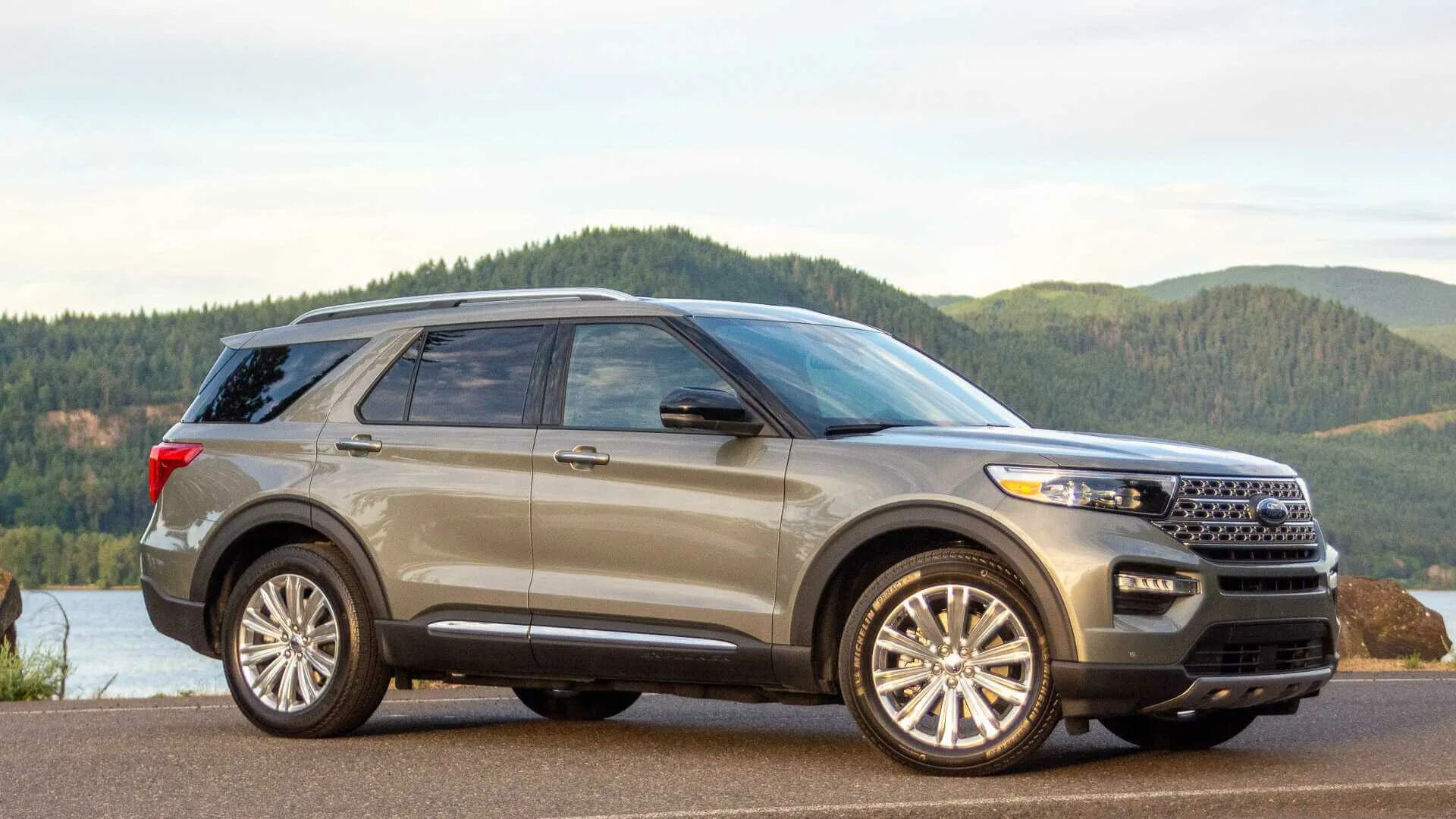 Форд эксплорер 2018 г. Форд эксплорер 5 перламутровый. Ford explorer drive. Форд эксплорер 5. Ford explorer drive.