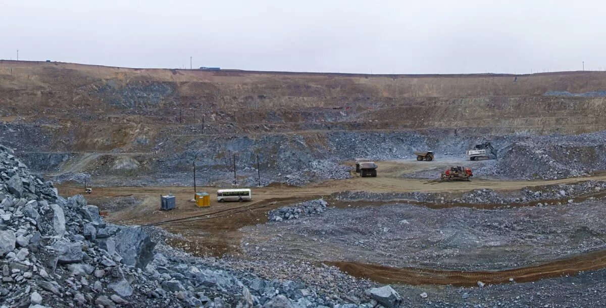 Добыча урана в казахстане. Месторождения урановых руд в казахстане на карте. Производство урана в казахстане. Места добычи урана в мире. Добыча урана в казахстане.