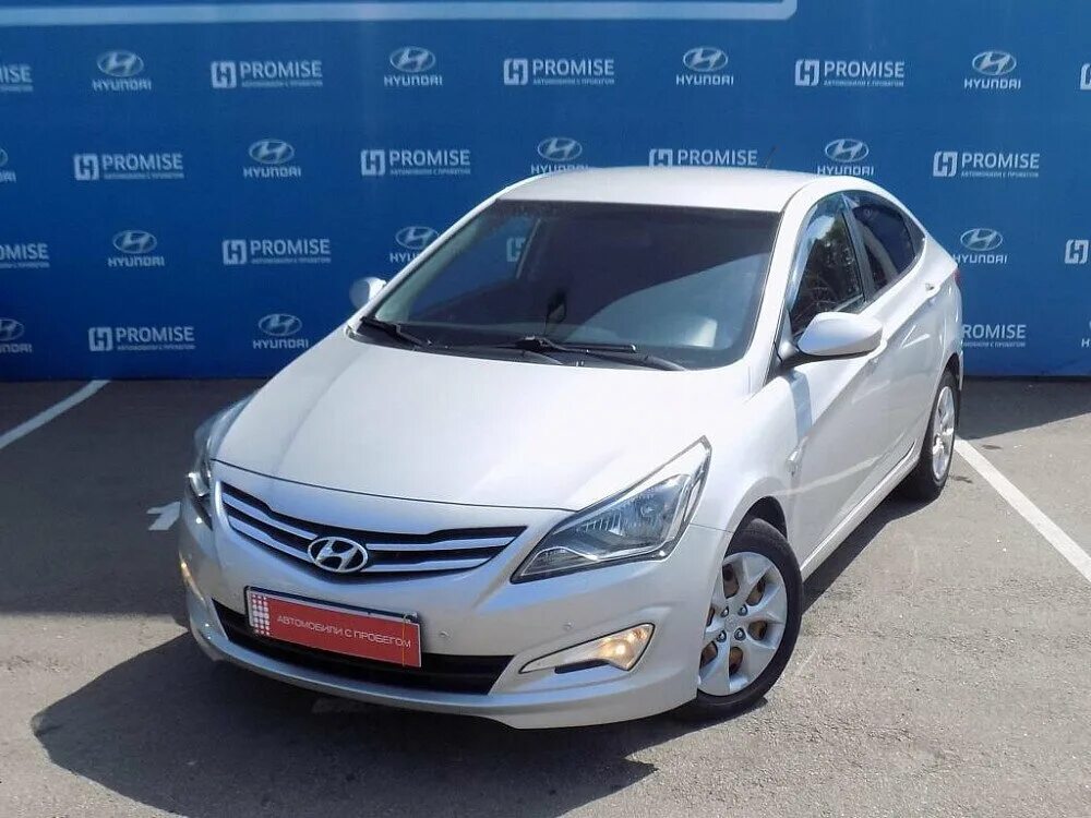 Solaris 2014 Рестайлинг. Hyundai Solaris 2014 1.4 at серебристый. Солярис 2016 хэтчбек серебро. Hyundai Solaris Рестайлинг 2015 1.4 at серый хэтчбек. Купить солярис в брянске