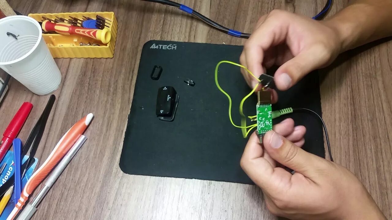 Как починить адаптер. Разборка адаптера. переходник hdmi vga ремонт. как починить переходник hdmi vga.