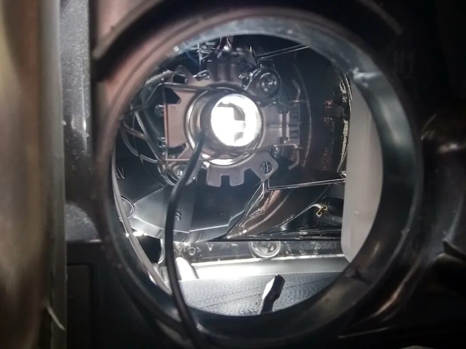 LED лампы в дальний свет Дастера. - Renault Duster (1G), 2 л, 2012 года своими р