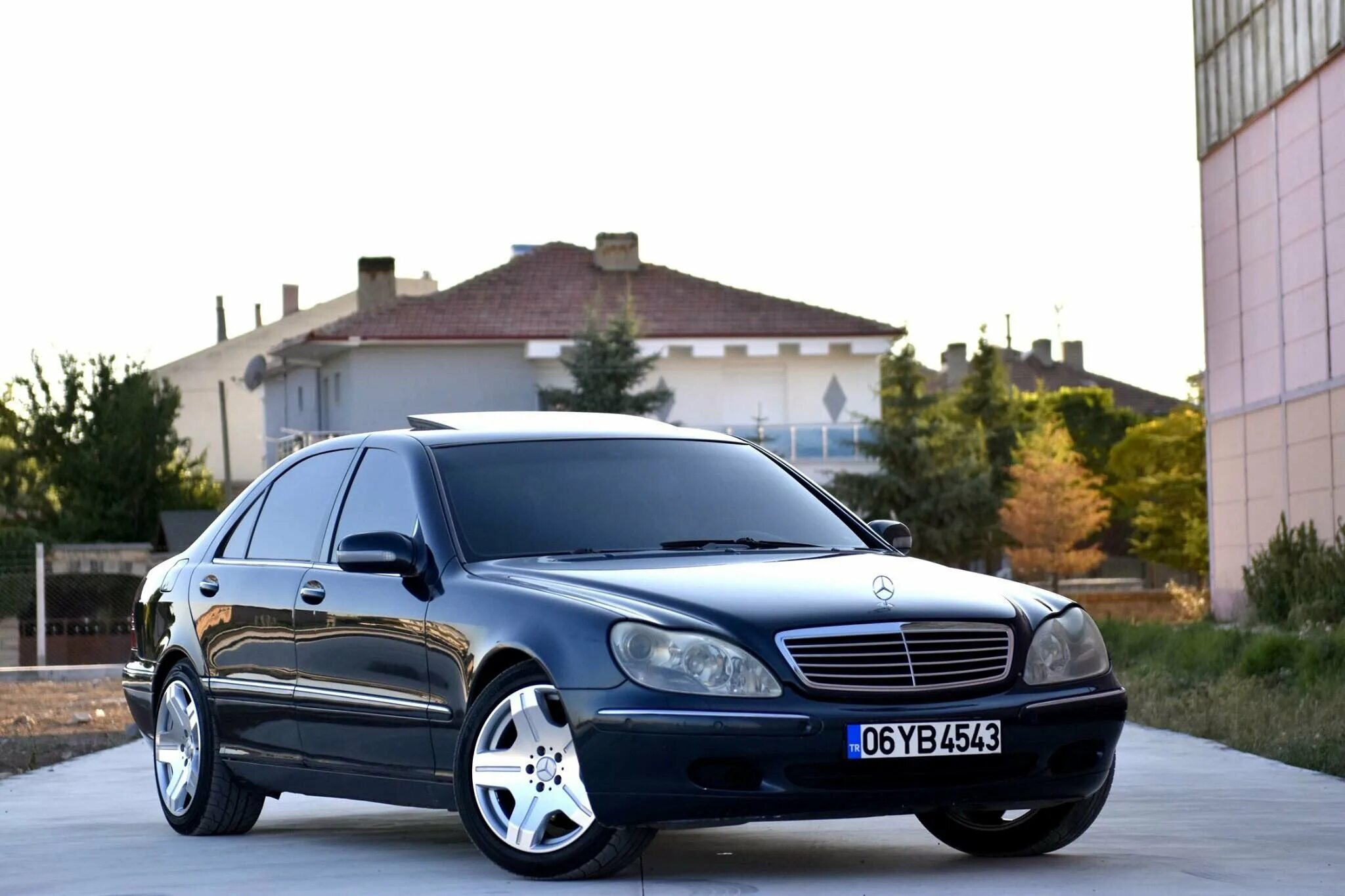 W220 s600. Mercedes-Benz w220. Mercedes Benz s320 w220. Mercedes s600 w220. Mercedes Benz s600 w220.