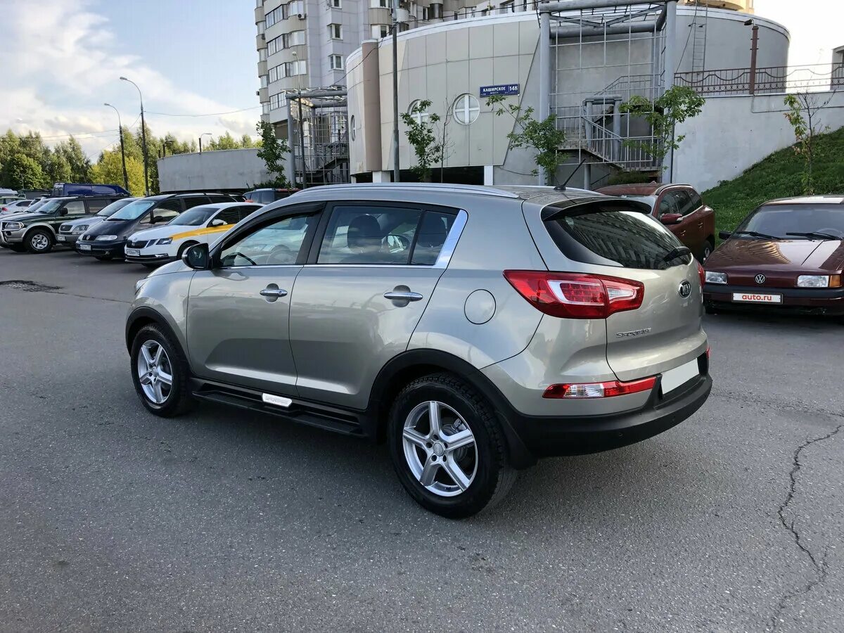 Авито киа спортейдж. Серебристый Kia Sportage 2013. Киа Спортейдж 3 серебристый. Киа Спортейдж 3 цвет серебристый. Т 576 от Киа Спортейдж.