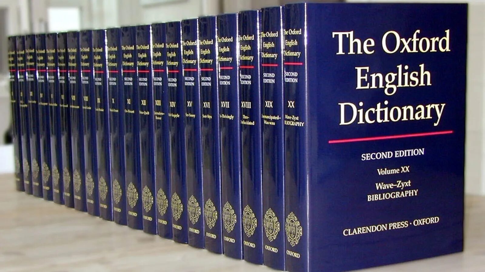 Two dictionary. Oxford Dictionary of English. Оксфордский словарь английского языка. Словарь английского языка Оксфорд. Большой Оксфордский словарь.