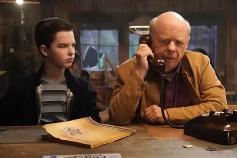 Stills - Young Sheldon.
