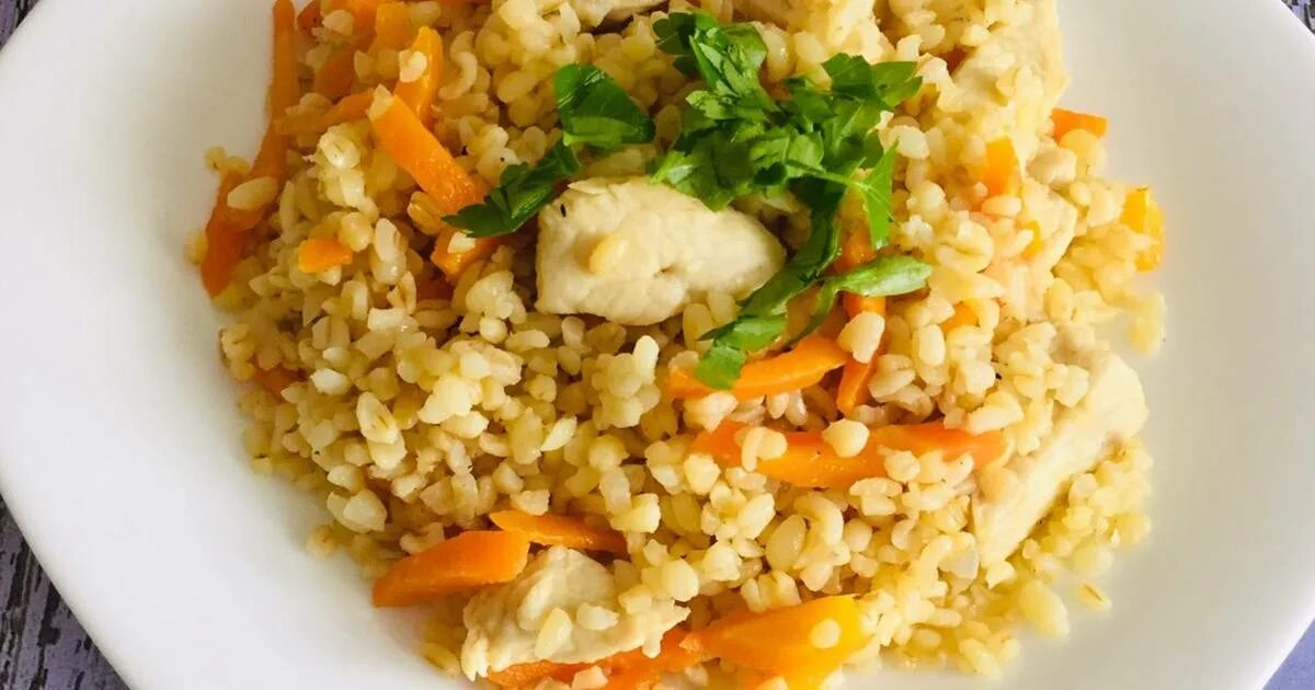булгур с индейкой пп. плов с булгуром. рис булгур для плова. булгур плов. булгур с индейкой.