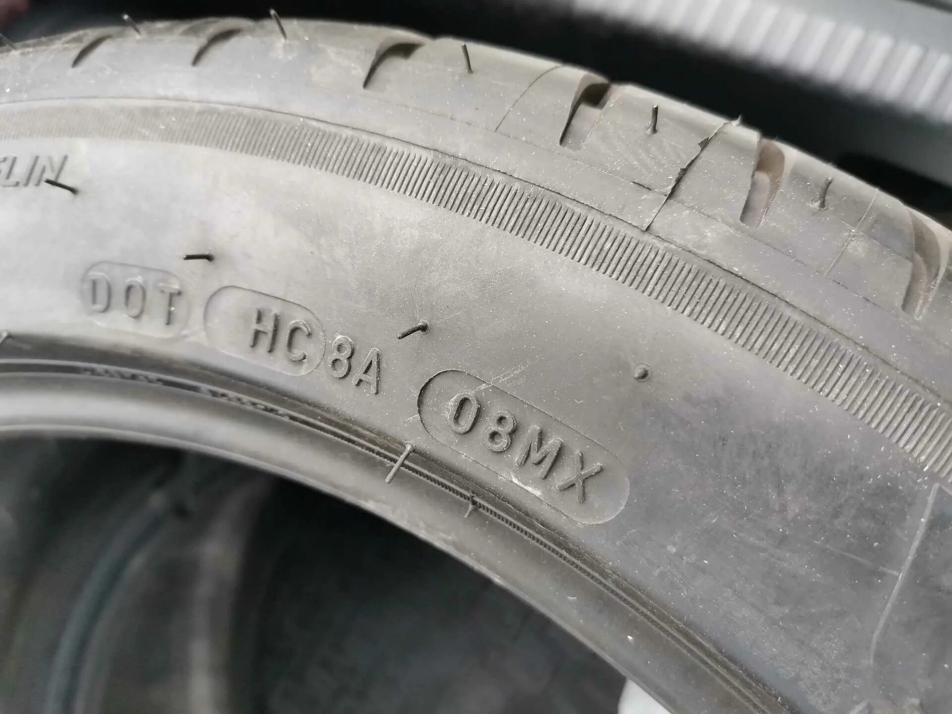 Как узнать выпуск резины