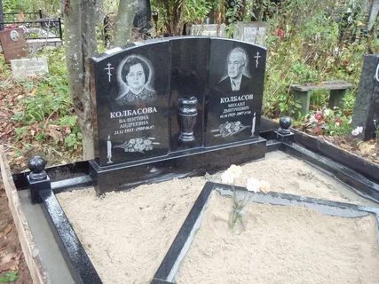 Семейные памятники на могилу