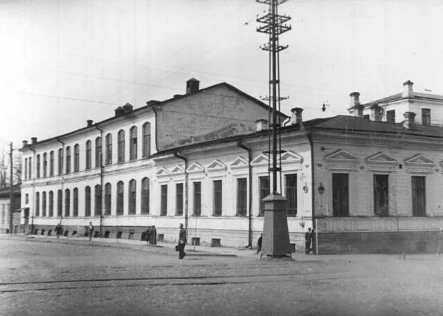 Дом дягилева пермь. Дом музей дягилева в перми. гимназия 11 дягилева пермь. дягилевская гимназия пермь. дягилев гимназия пермь.