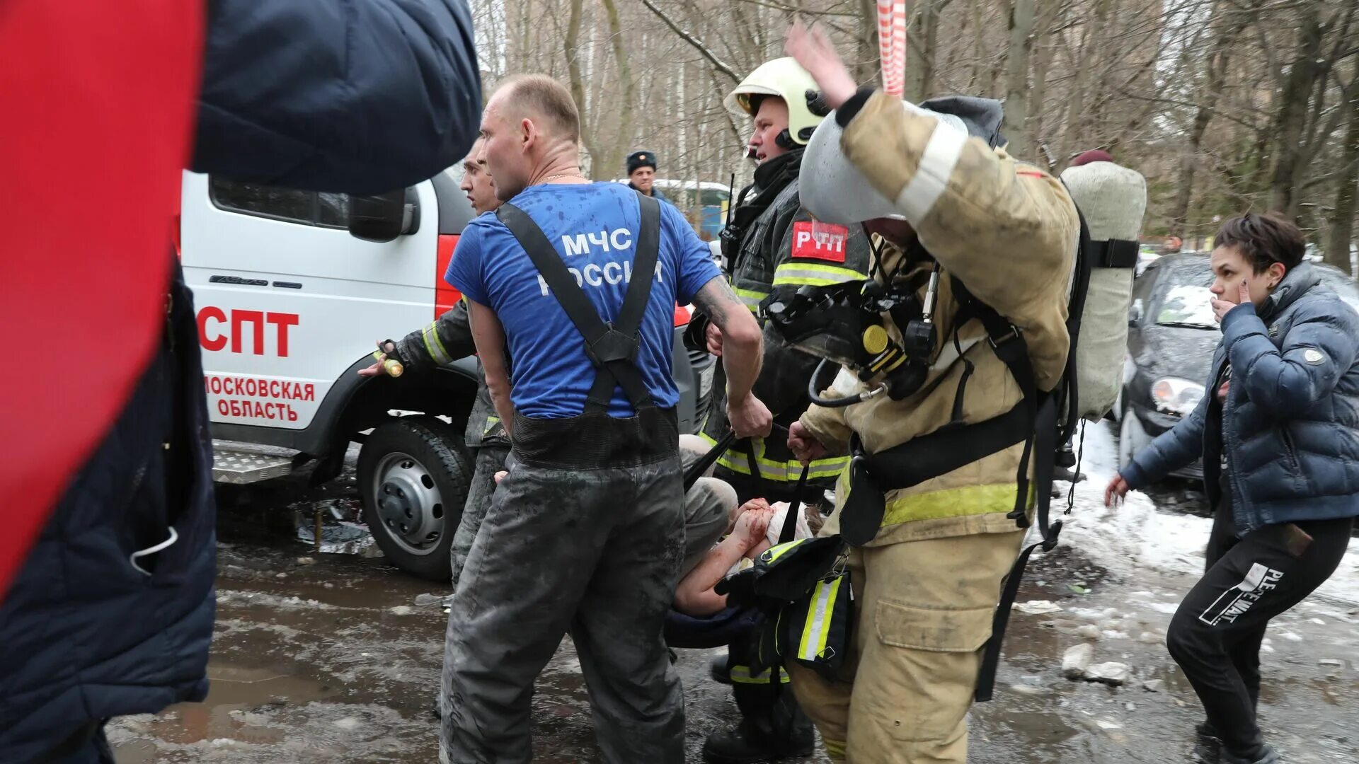 Взрыв газа в Химках 19.03.2021. Взрыв газа Химки зеленая 16. Взрыв на зеленой улице в Химках 2021. Взрыв в химках 1 апреля