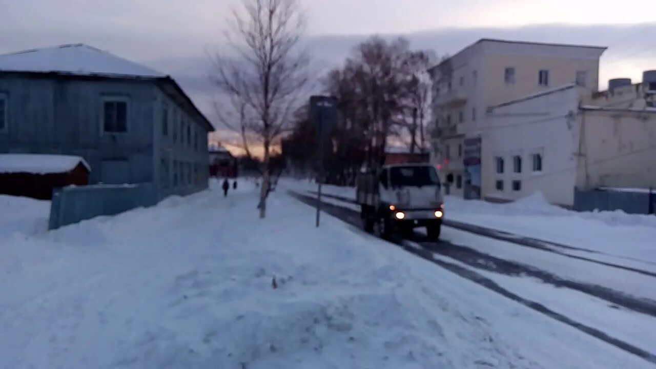 Машина в николаевске на амуре. Николаевск на Амуре. Николаевск на Амуре аэропорт. Николаевск на Амуре улицы. Николаевск-на-Амуре Хабаровский край.