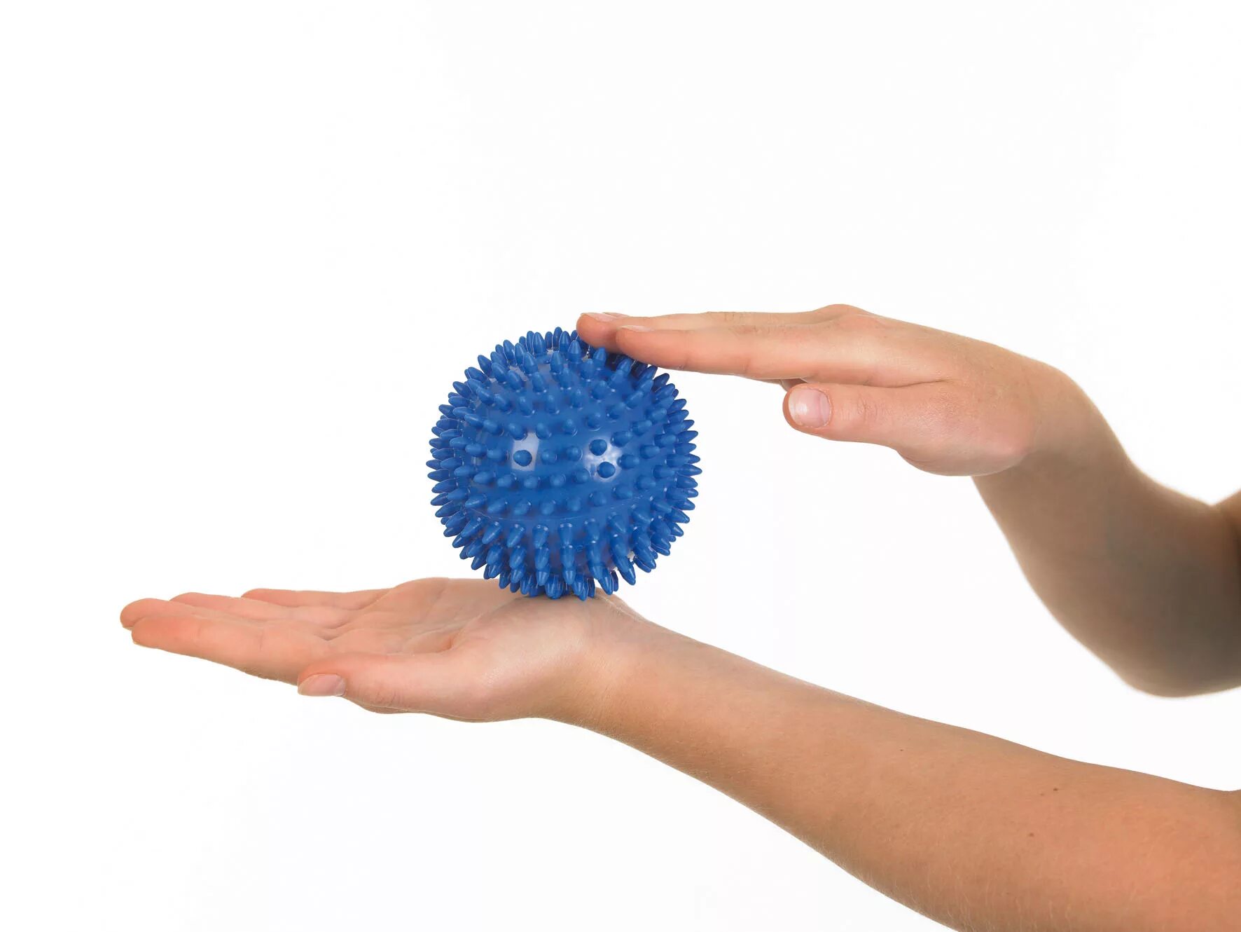 Мелкая моторика кисти. Массажный мяч Togu Spiky massage Ball. Су Джок ЛФК. [72076] Мяч массажный 6 см /bl11-015-60/12 шт Pet line. Мячик Су Джок.