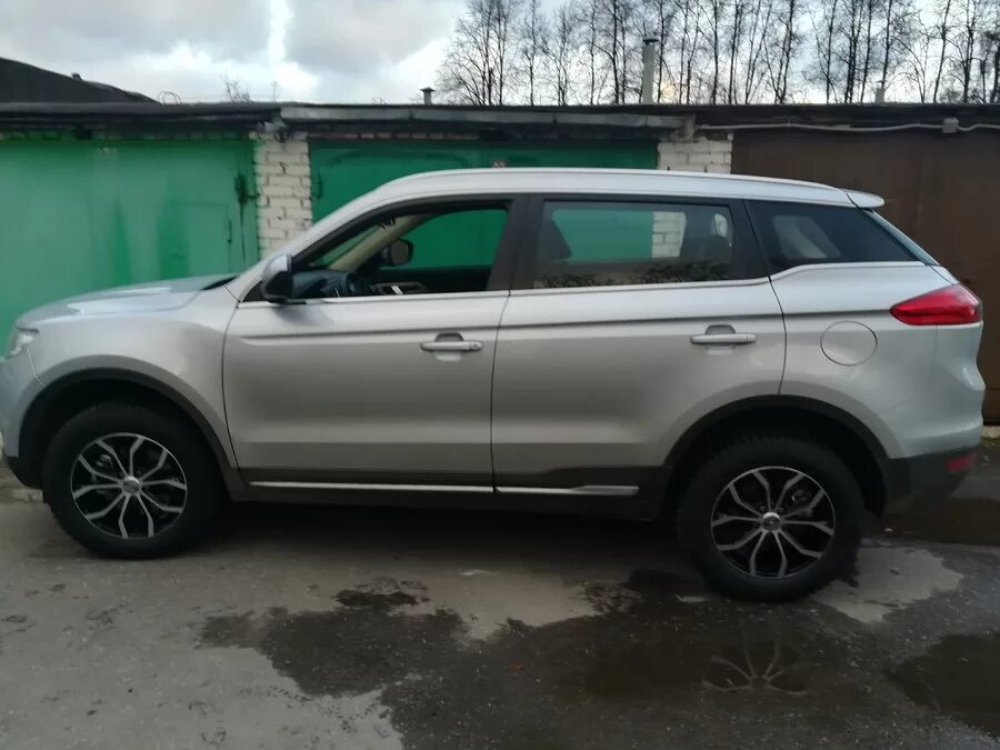 Купить диски атлас про. Geely Atlas диски r18. Geely Atlas на r 20 дисках. Geely Atlas r19. Geely Atlas r20.