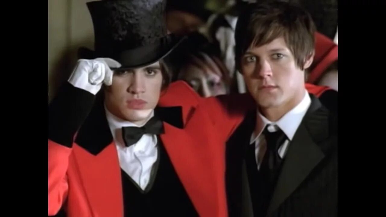 Disco i write sins not tragedies. Райан росс i write sins not tragedies. брендон ури i write sins not tragedies. brendon urie panic at the disco i write sins not tragedies. panic at the disco tragedies.