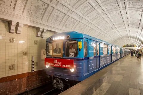 Поезда метро москвы фото