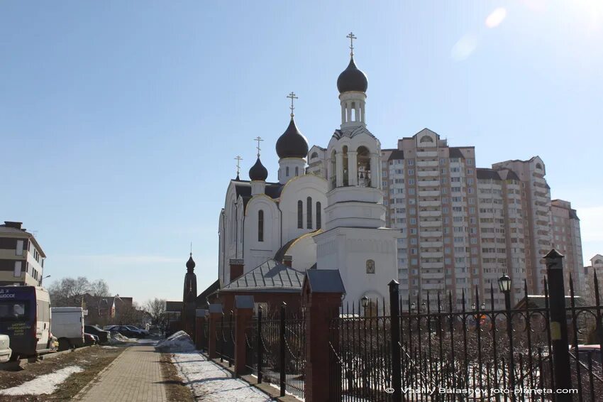 Церковь иосифа. Храм иосифа волоцкого развилка. храм преподобного иосифа волоцкого. церковь поселок развилка. храм преподобного иосифа волоцкого развилка внутри.