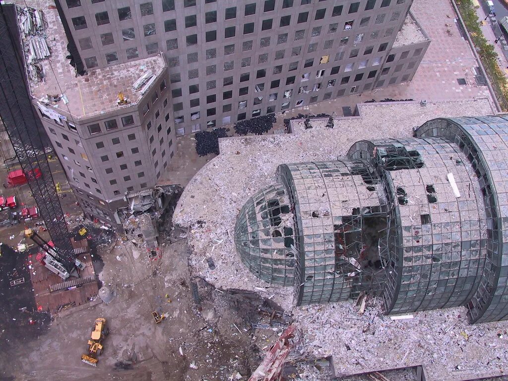 Новости где теракт. Башни Близнецы в Нью-Йорке 11 сентября. 2001 Год Нью Йорк трагедия. 11 Сентября 2001 башни Пентагон.