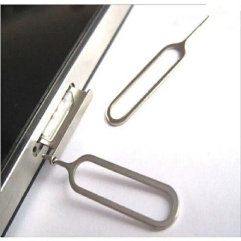 Как вытащить лоток сим карт. Скрепка iphone для извлечения sim. скрепка сим лотка samsung. ключик для симки айфон. ключик для лотка sim.