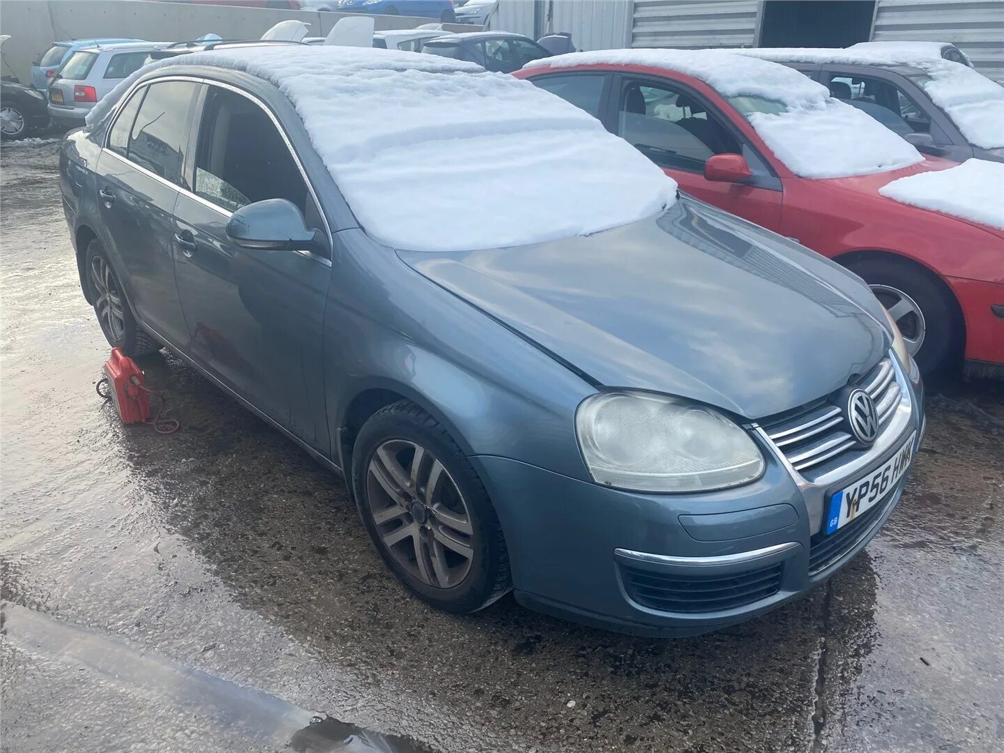 Джетта 2010 года. Джетта 5 поколения с ресничками. Volkswagen jetta 5 разборка. Спойлер на фольксваген джетта 5. Фольксваген джетта 2006г.