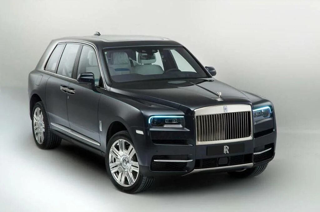 Rolls cullinan цена. Роллс Ройс джип. Ройс Куллинан. Роллс Ройс Cullinan. Джип Роллс Ройс Cullinan.