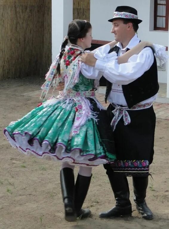 Vendégszeretet - magyarok a világban Folk dance, Folk dresses, Folk costume