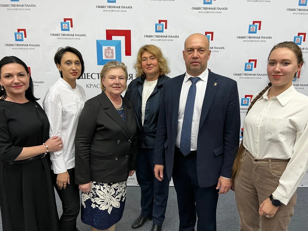 Музейно-выставочный центр зеленогорск красноярский край. Мфц зеленогорск спб. Мфц красноярского края. Мфц зеленогорск красноярский край телефон. Мфц зеленогорск красноярский край телефон.
