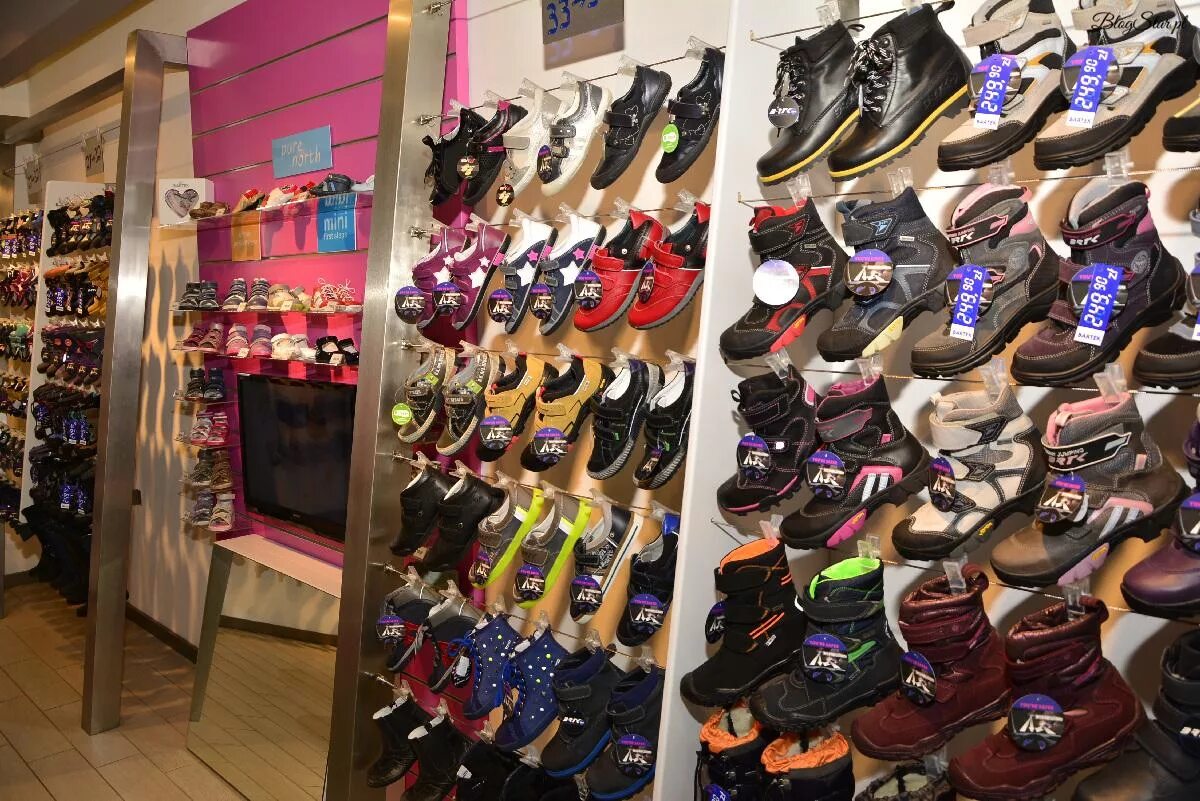 Обувь для детей адреса магазинов. Детская обувь сурсил орто интернет магазин. Магазин котофей детская обувь киров. Сурсил орто обувь. Обувь для малышей.