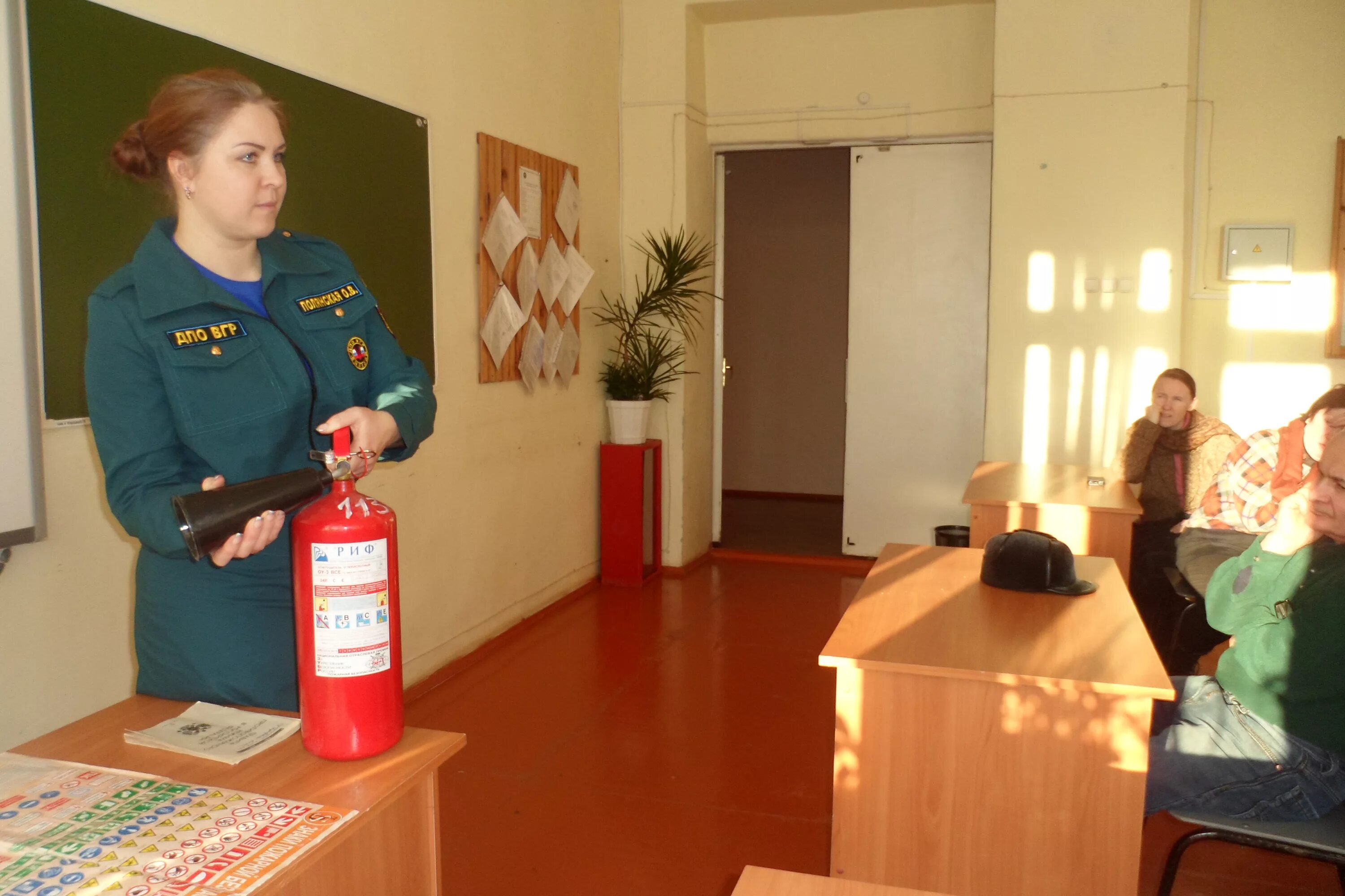 пожарно-техническая подготовка. курсы по пожарной подготовке. курсы обучения пожарных. обучение пожарно-техническому минимуму. пожарная безопасность учеба.